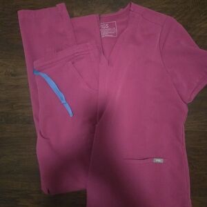 FIGS rasberry Sobert Color